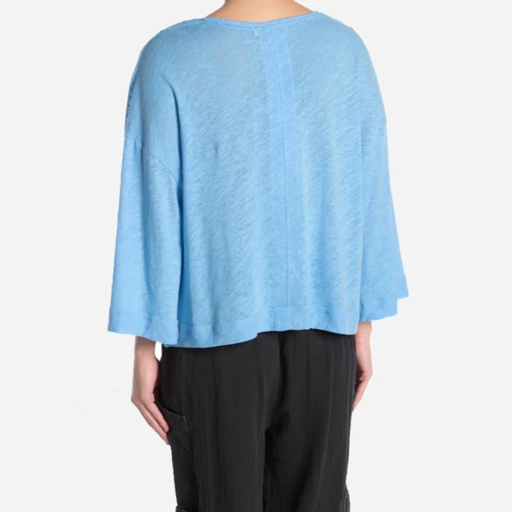 🌸New🌸 Free people Small blue linen blend Top Nwt